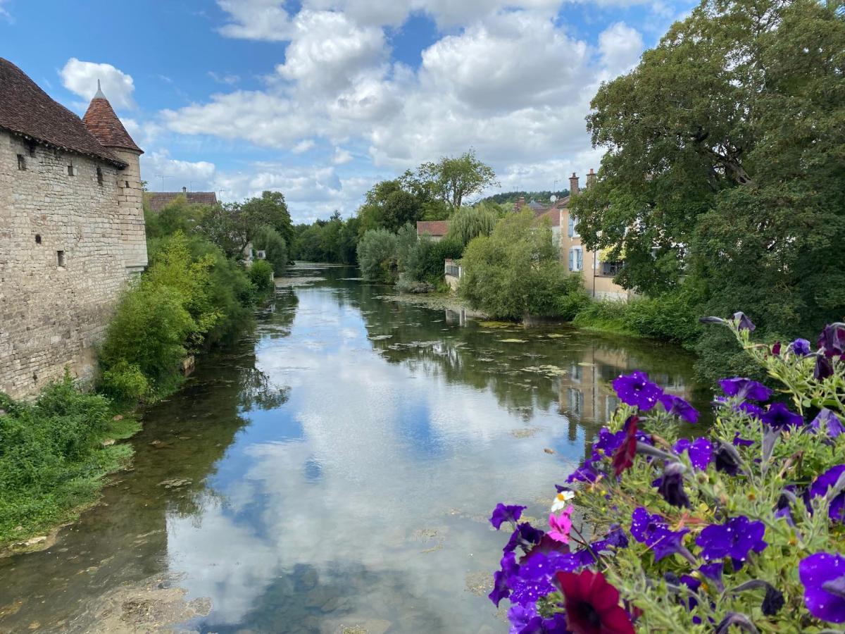 Ferienwohnung Le Cristallin Gite Plein Coeur De Chablis Exterior foto